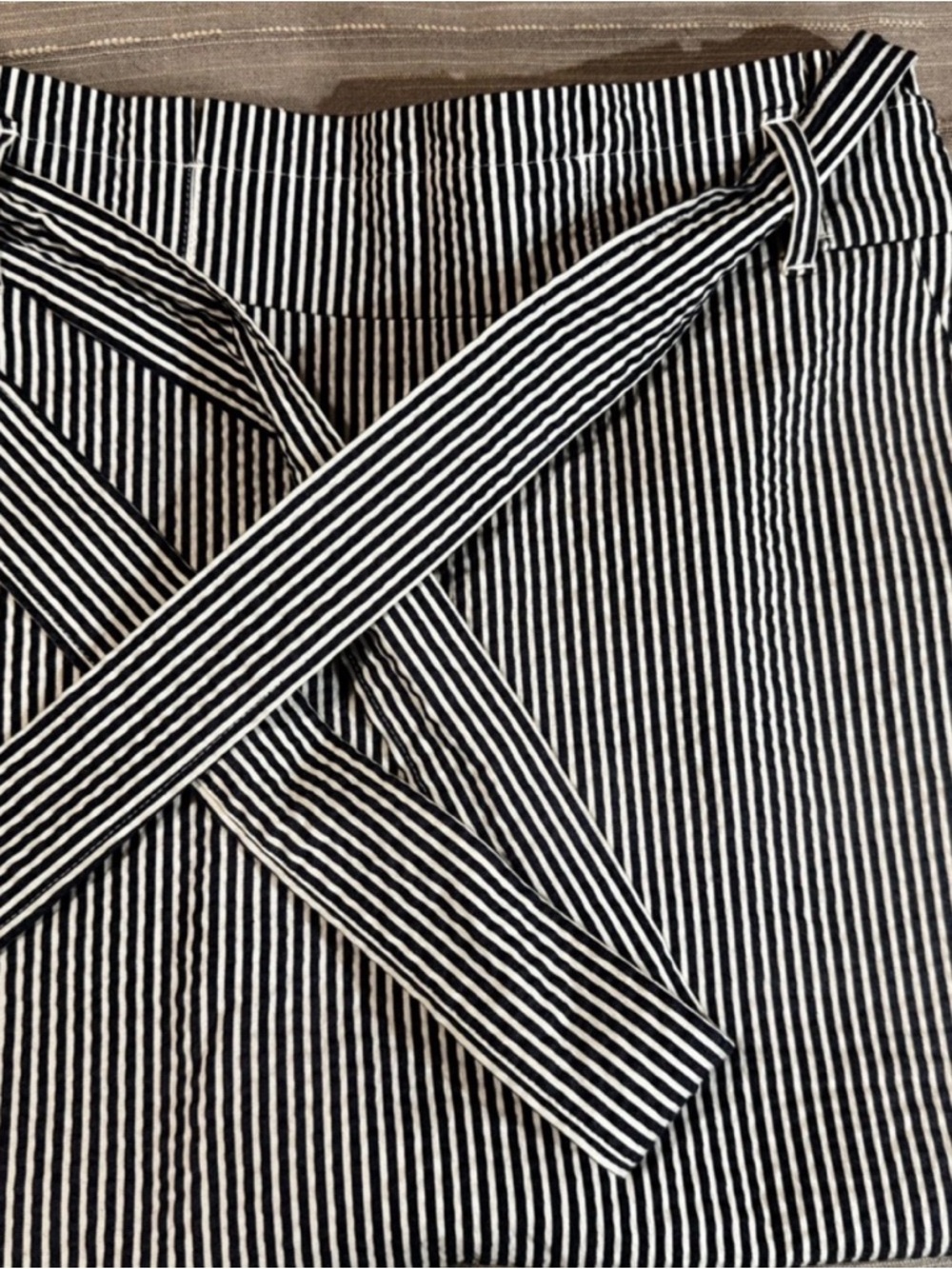 Ann Taylor Black and White Striped Tie-Waist Pencil Skirt - Picture 7 of 11
